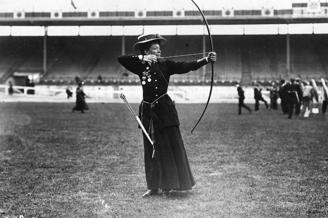 Old Sports 27 - London Olympics 1908 Women Archery