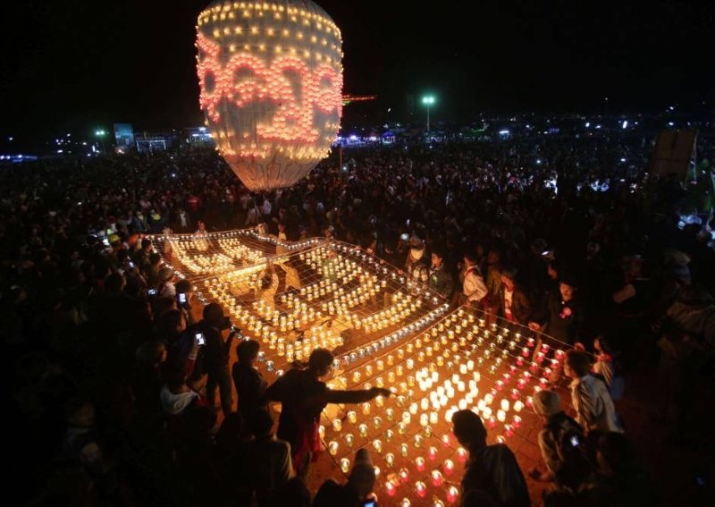 Festival of Lights 8 Myanmar Tazaungdaing