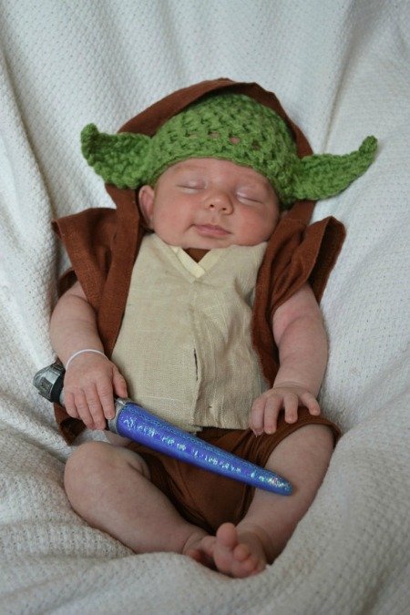 Baby Yoda Costume 20