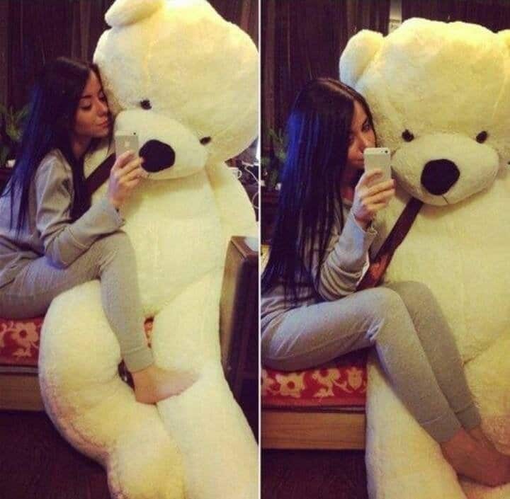 Big Teddy Bear for Valentines Day 3 Selfie