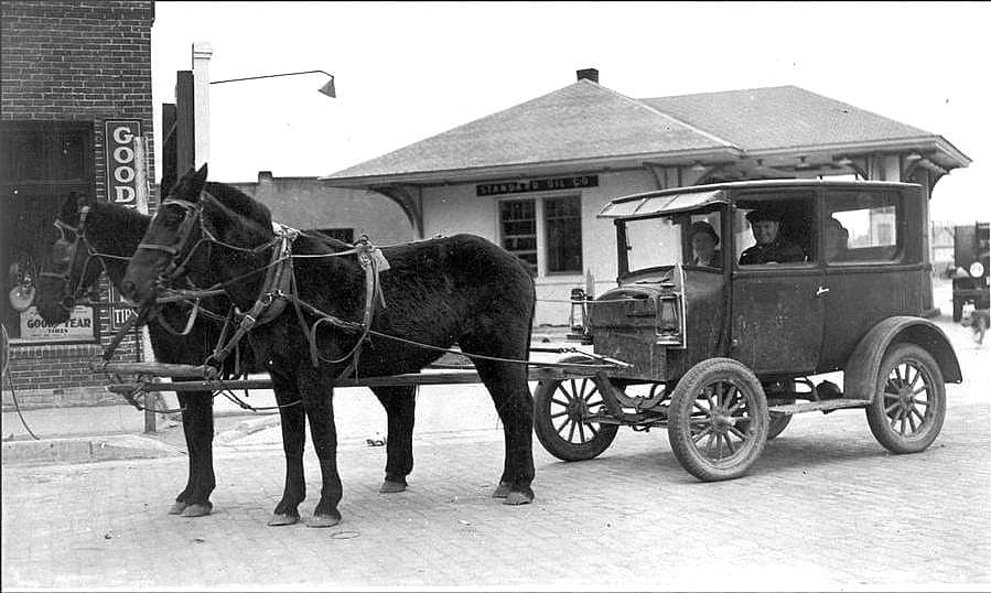 Horse Power Car 6 - Antique