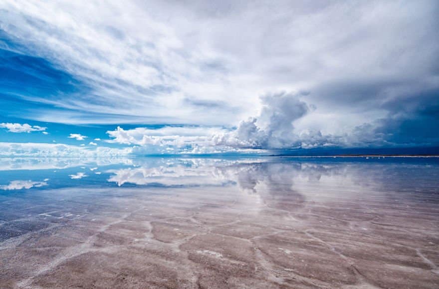 Approaching Storm in the Salar II traveline Paradise
