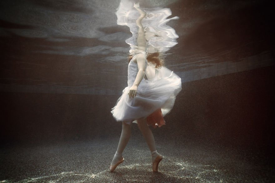 Ballet dancer (age 9) Little Underwater Dancers