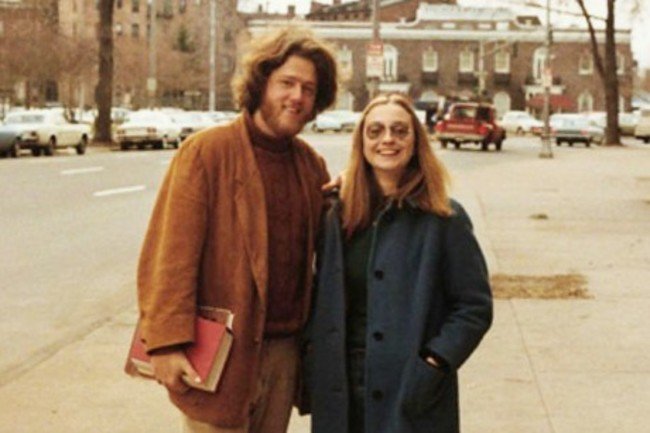 Bill and Hillary Clinton as college sweethearts at Yale. [1970s] Young Celebrity