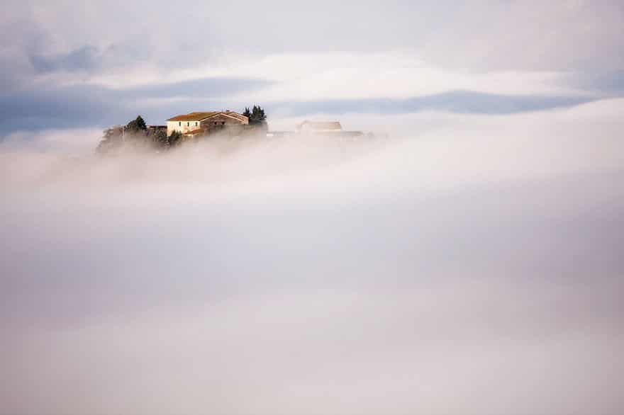 In heaven Tuscany – Italy Misty Villages