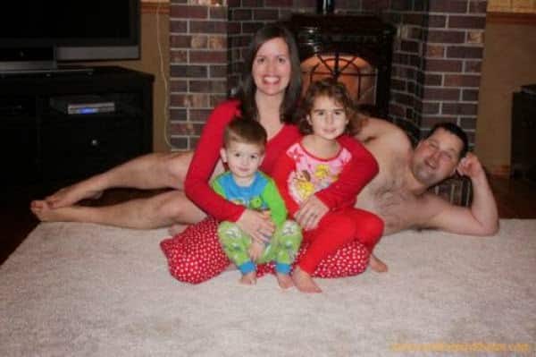 Naked Dad Family Photo Fails