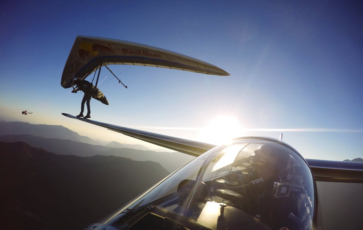 OMG! I am landing on a a Sail plane’s Wing Great Photos