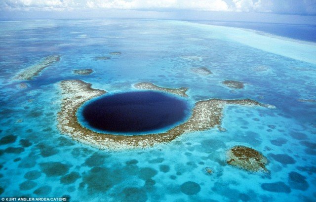 The Great Blue Hole Travel Ideas