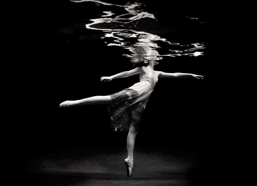 Underwater ballerina (age 13) Little Underwater Dancers
