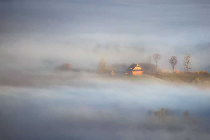 Wooden hut Beskidy – Poland Misty Villages