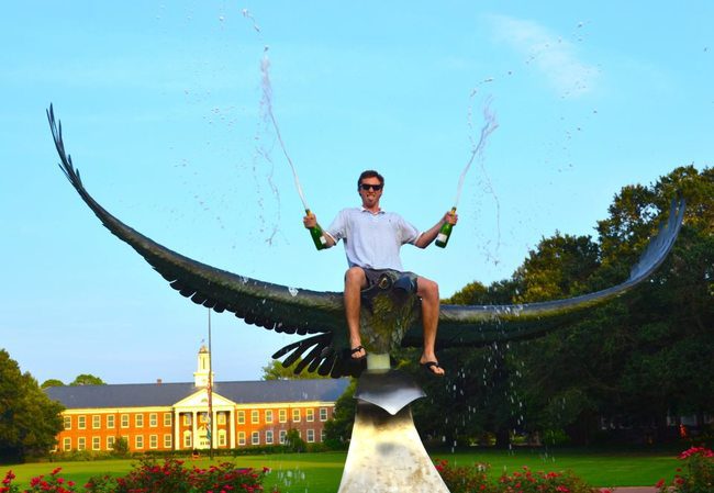 Flying High, I'm really high Funny Sculptures