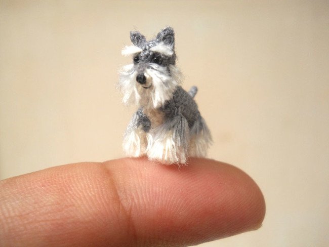 This Dog Knows Everything Tiny Crochets