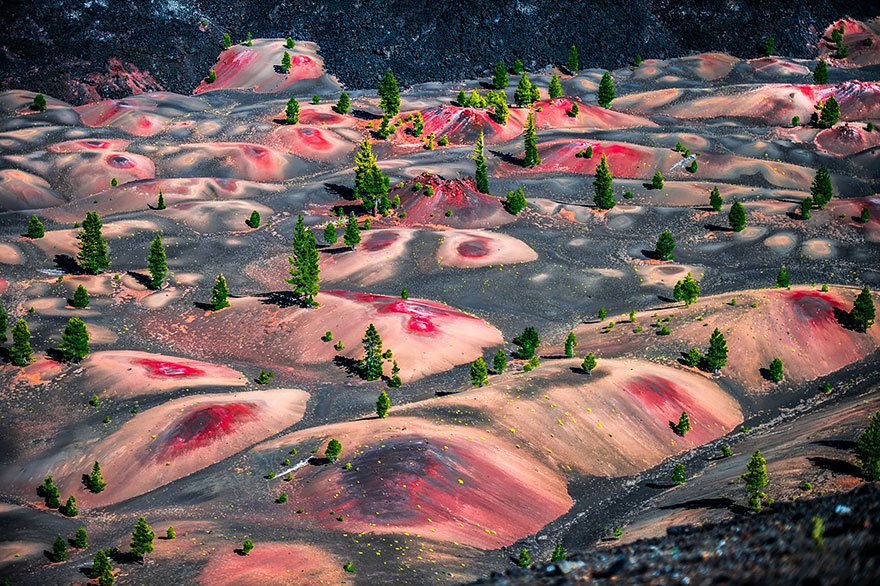 Painted Dunes, Lassen Volcanic National Park, Usa Mysterious Places