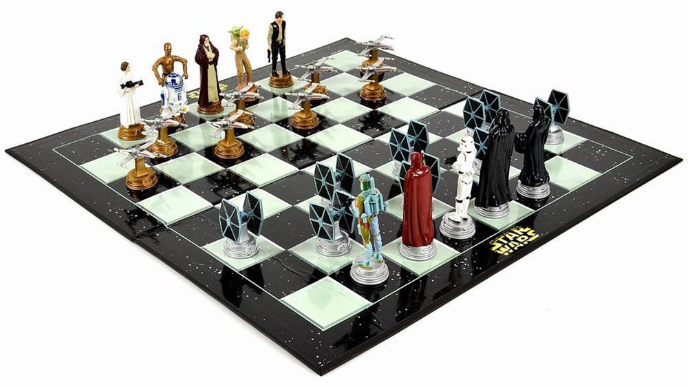 Star Wars Gifts 7 Chess Set