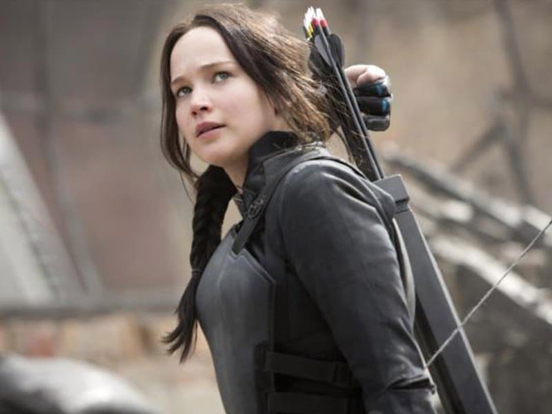 The Hunger Games Revealed - Katniss Reaches for Arrow