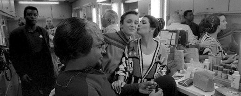 Star Trek the Next Generation Tales From the Set - Cast in Makeup Room