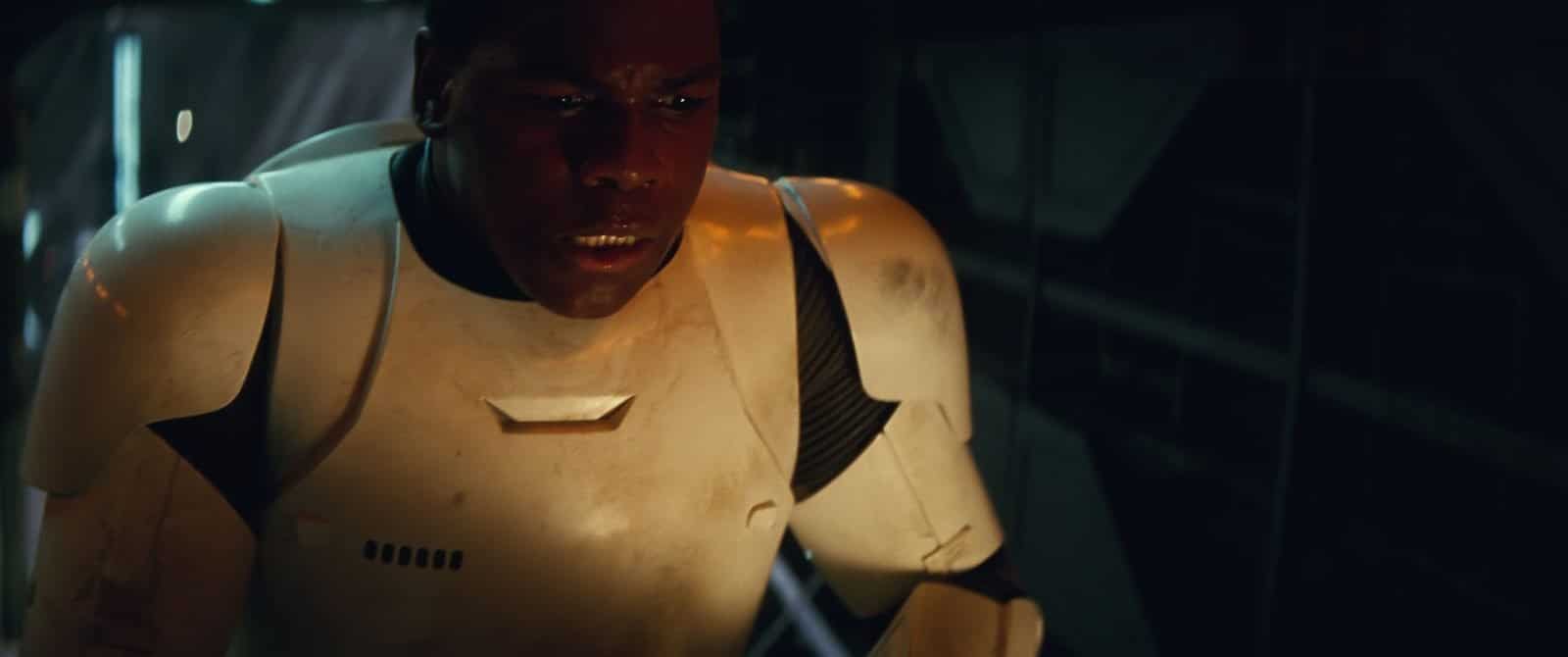 Star Wars VII The Force Awakens 25 - Finn in stormtrooper armor