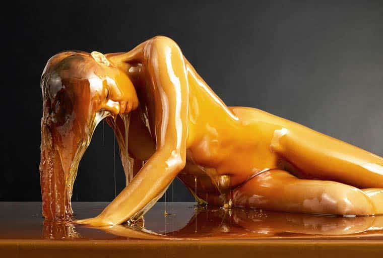 Nude Honey – Models dipped in honey in Sickly-Sweet Photos