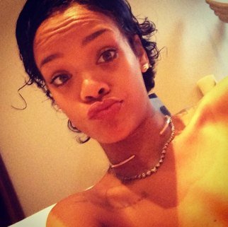 Celebrity Shower Rihanna